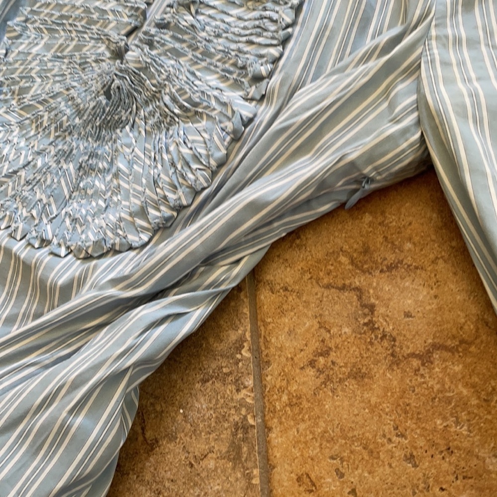 Pinstriped top - Picture 4 of 7